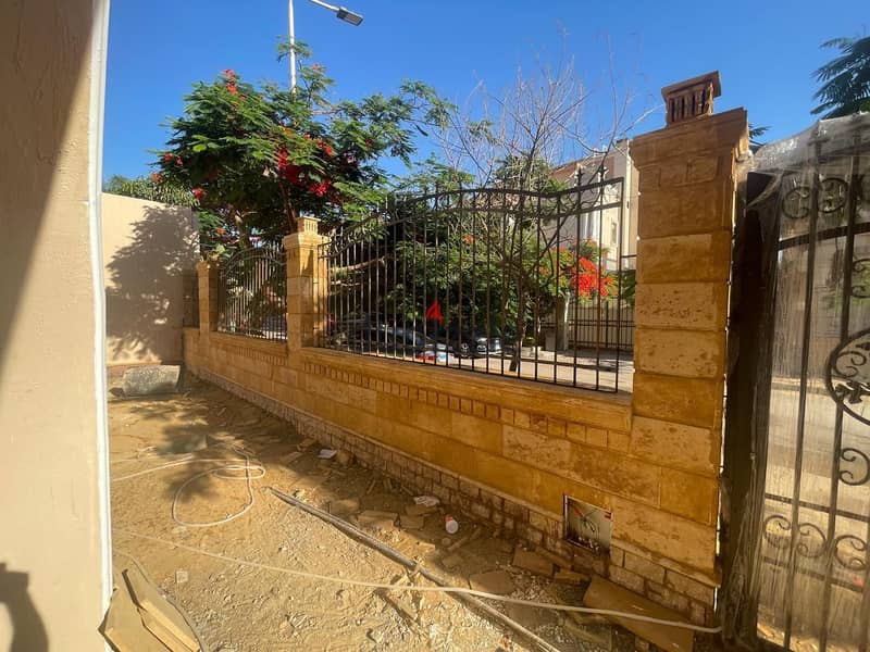 spacious villa for rent in Maxim compound new cairo beside maxim mall & rehab city 2