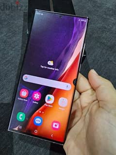 Note 20 ultra فيه نقطة في كرف الشاشة