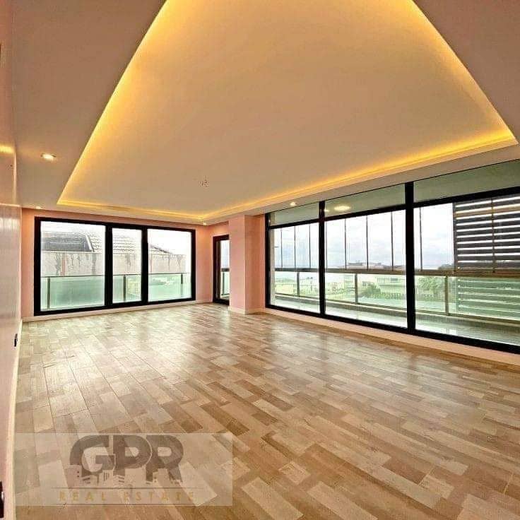 جاردن دوبلكس 3غرف نوم متشطبة ع المفتاح خلف المركز الطبي العالمي في كمبوند البروج - garden duplex 3Beds for sale in al burouj compound 4