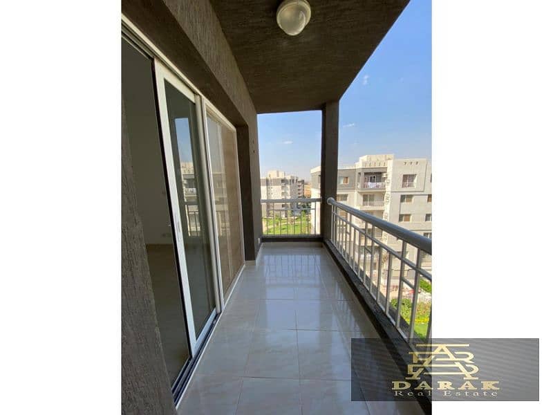 Here’s the English translation for your real estate advertisement:  140 sqm Apartment for Sale with Installments Over 10 Years - Garden View, Second 4