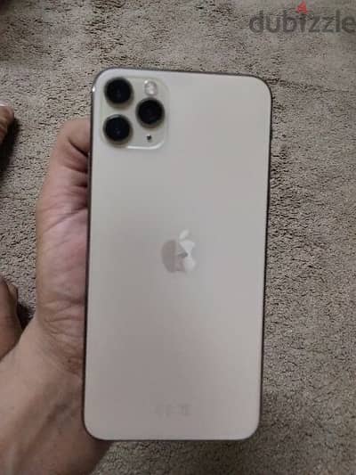 iphone 11 pro max 256 بالكرتون بطاريه 85