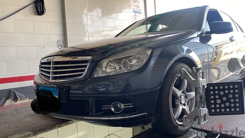 Mercedes-Benz C180 2010 2