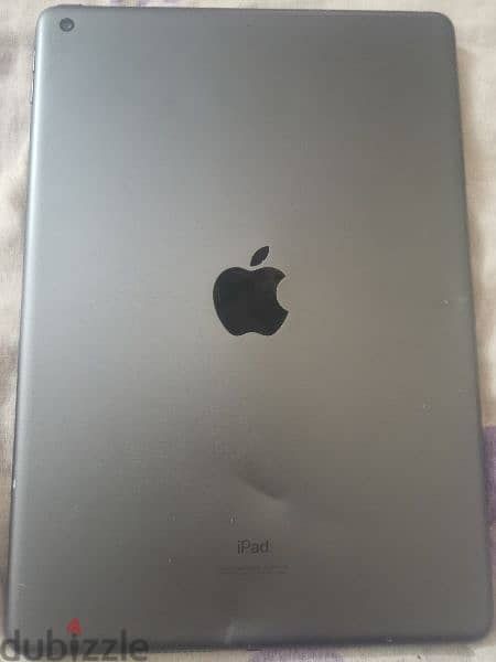 Ipad 8th 32gb أيباد الجيل الثامن 1