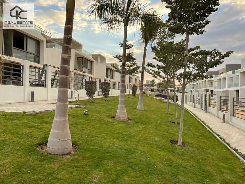 Ready to move Townhouse corner semi finished For Sale in Fifth Square - AlMarasem 9