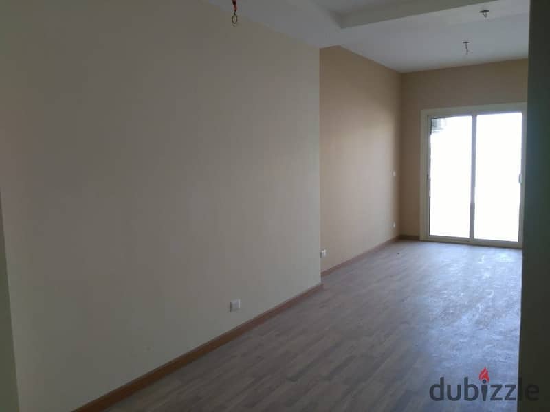 For rent apartment 112m  with 180 garden The Address Compound Sheikh Zayed, 3 bedrooms, super deluxe finishing 2