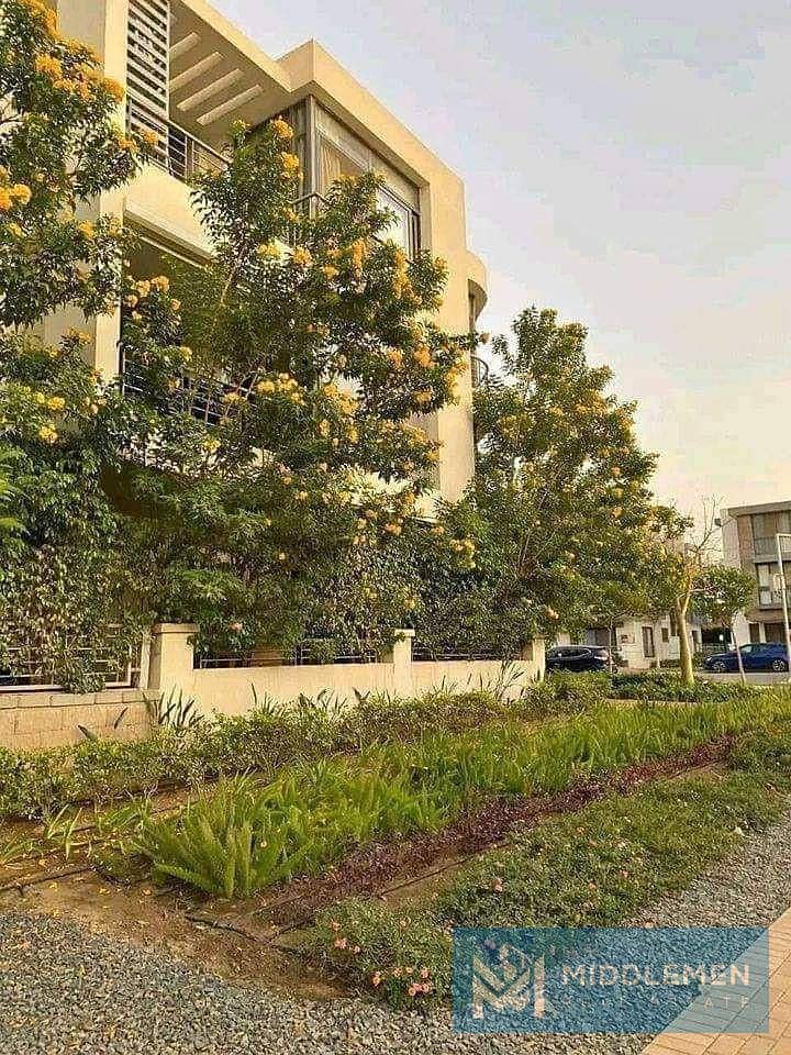 studio 64m under market price prime location , taj city lake park new cairo 4