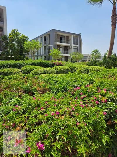 Buy your apartment with a lake and garden view in Taj City Compound, 166m apartment + 100m private garden for sale at a cash price of 8 million,