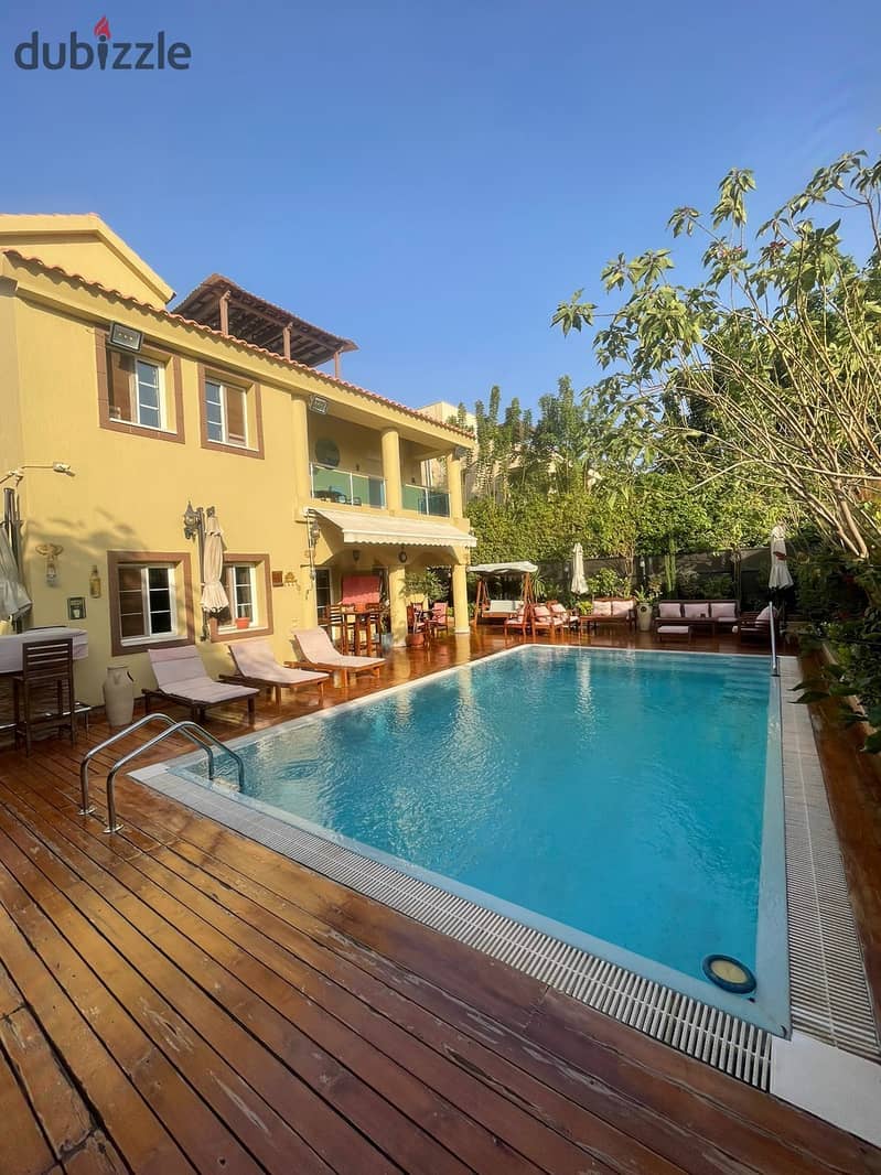 فيلا للبيع  فاخرة تشطيب مميز بحمام سباحة خاص في مدينتي  Luxury villa for sale, distinctive finishing, with a private pool, in Madinaty 14