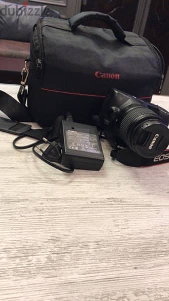 كاميرا كانون 250D كاملة حالة الجديدة Canon 250D- excellent condition 2