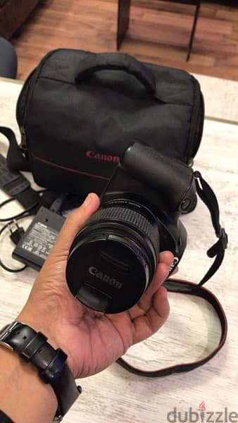 كاميرا كانون 250D كاملة حالة الجديدة Canon 250D- excellent condition 3