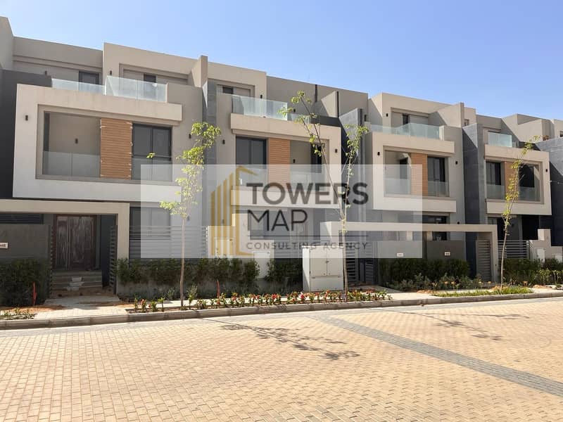 Town house modern Garden view / 14,5 Cash / Lowest Price In la Vista City / Ready To Move تاون هاوس مودرن للبيع فى لافيستا سيتى 5