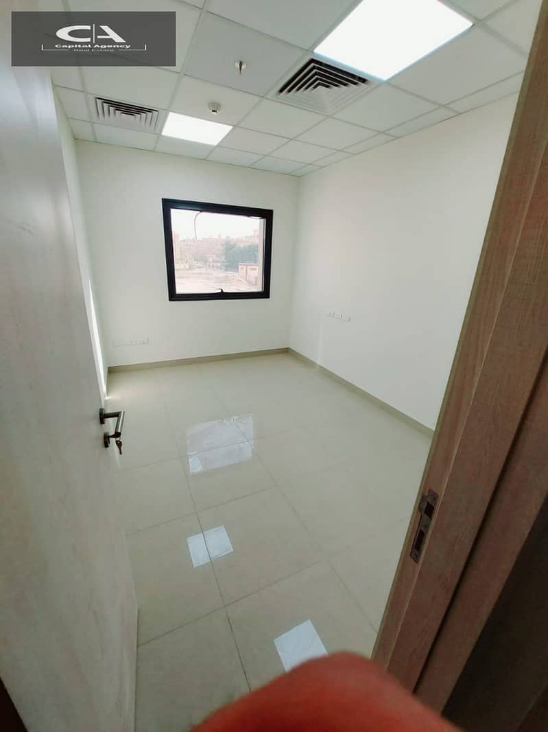 Clinic 40m Fully Finished with Ac's  for rent at UMC - New Cairo 1