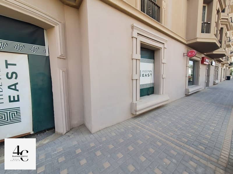 For sale  commercial shop  100-square-meter  in Hyde Park, ready to move , at the lowest price 1