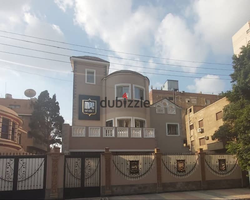 Villa 275m for sale in masr el gedida sant fatima square 6