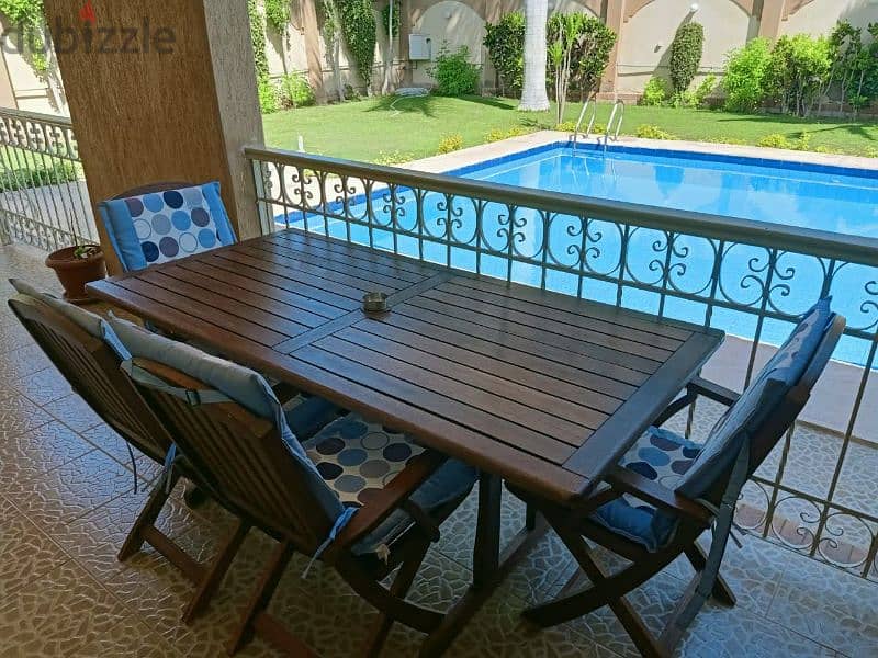 Spacious 4-bedroom villa with pool & garden 5