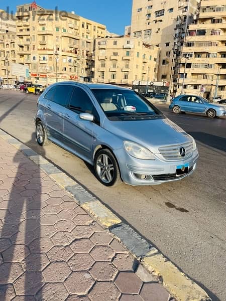 Mercedes-Benz B150 2008 1