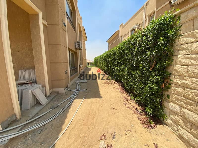 For Sale Villa Standalone With A Very Prime Location In Stone Park Under Market Price - New Cairo 7