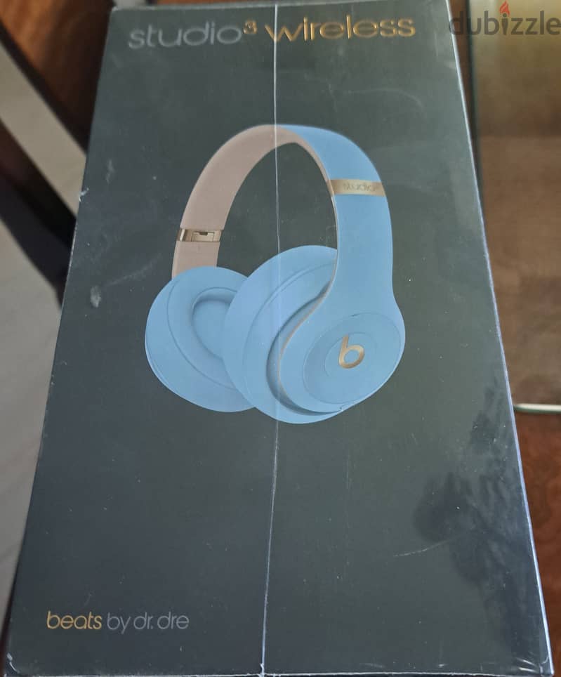 Brand new, Beats Studio 3 Wireless Over-Ear Headphone 3