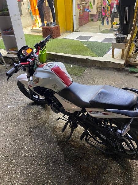 Benelli sport 200cc 3