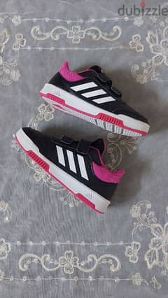 ADIDAS shos original size 33 used very good for girls