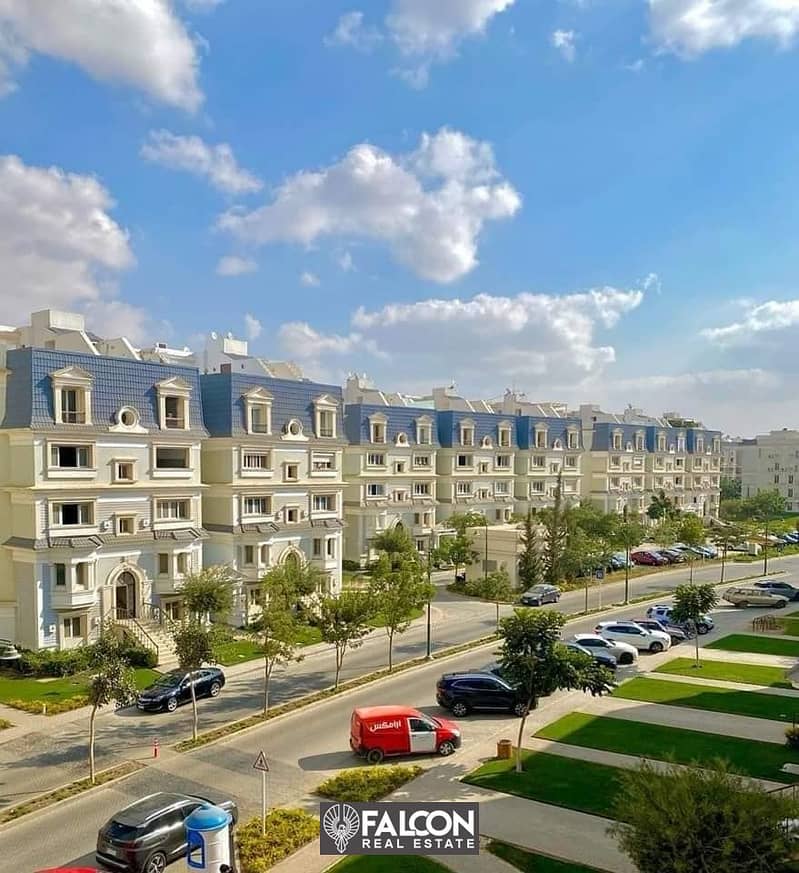 For sale, an apartment of 130 meters directly on the landscape and Crystal Lagoon in Aliva Mountain View, New Cairo, Aliva, in installments for 8 year 3