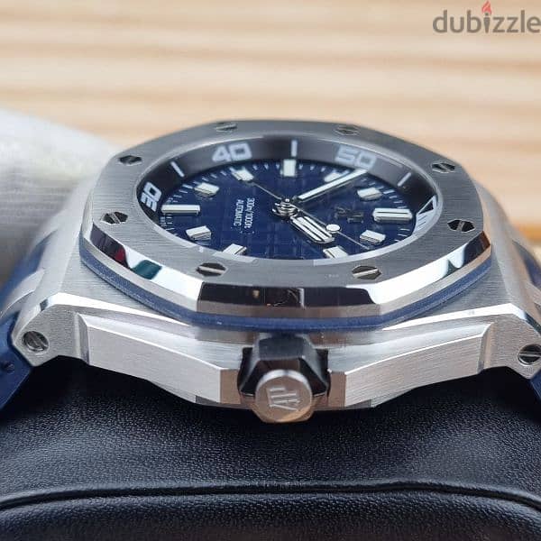 Audemars Piguet Royal Oak Offshore Diver 42mm Blue Dial 3