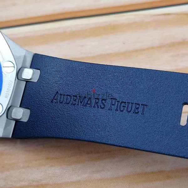 Audemars Piguet Royal Oak Offshore Diver 42mm Blue Dial 7