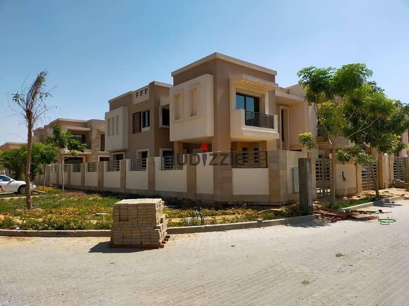 villa for sale كمبوند فيلات فقط في mostakbal city بمقدم 10% من شركة مدينة مصر للاسكان و التعمير 2