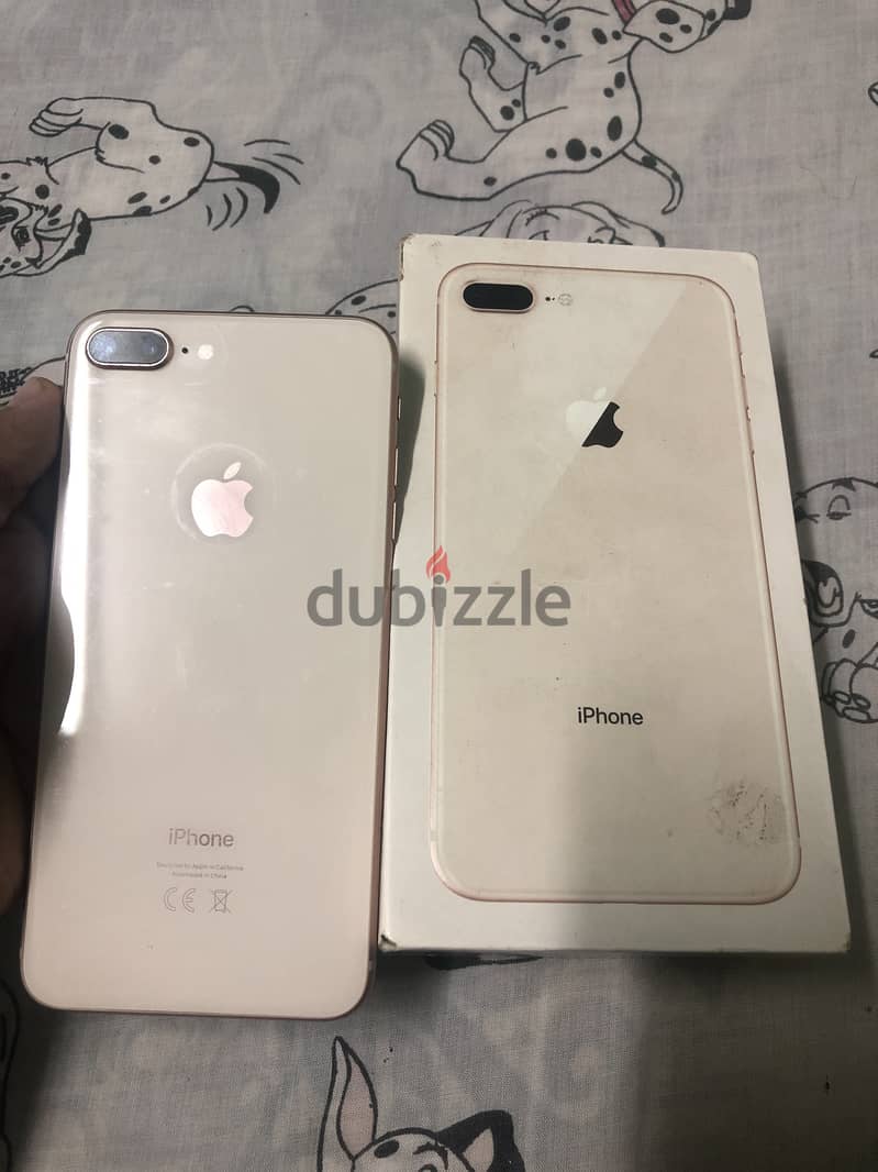 iPhone 8 Plus معاه كل حاجته وحاله ممتازه 0