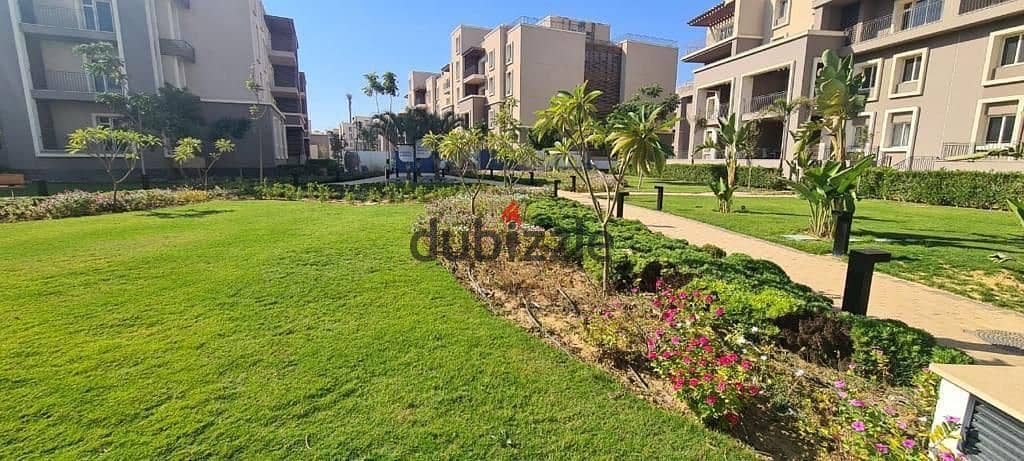 For the speed of sale apartment in a garden, immediate receipt, fully finished, with air conditioners and kitchen in October 4