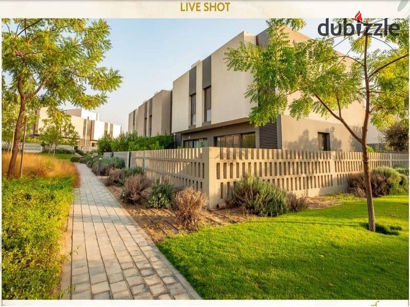 For sale, 135 sqm apartment, immediate delivery + fully finished, in Al Burouj Compound in the heart of Shorouk City 4