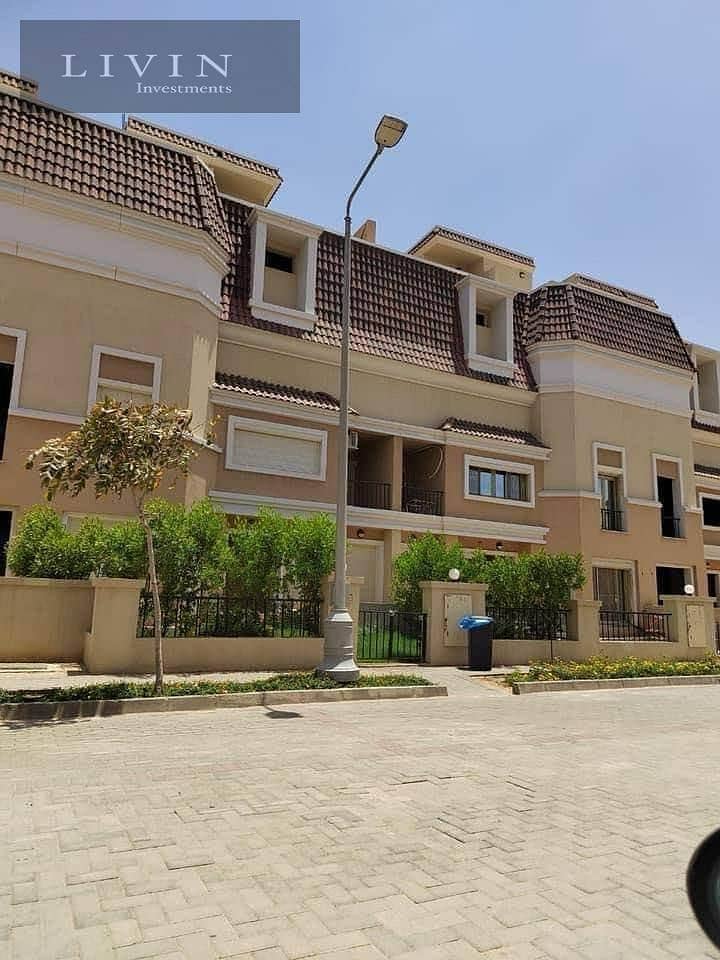 Villa for sale G+2 with a garden and a roof, large area, 5 rooms, lagoon view, in Mostakbal City, in front of Madinaty, on the Suez Road the butterfly 10