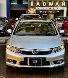 Honda Civic 2013 اعلي فئه صيانات توكيل بالكامل فابريكه بحاله الزيرو