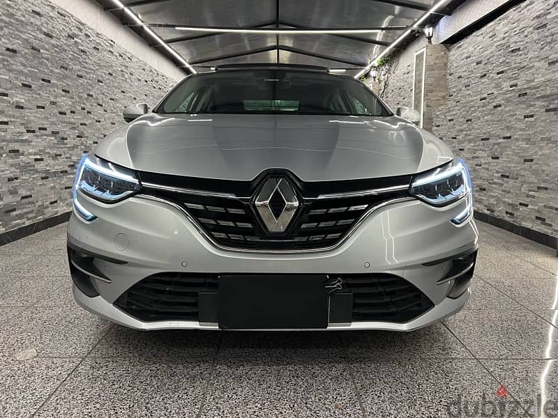 Renault Megane 2022 8