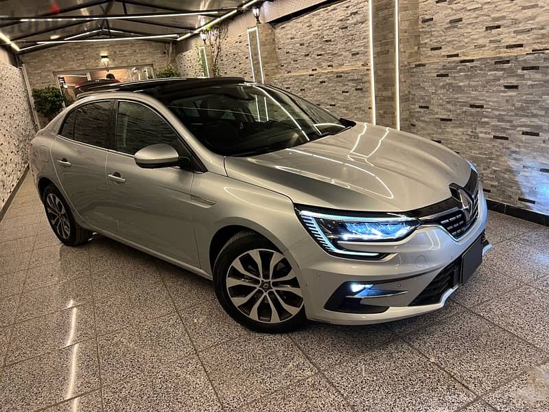 Renault Megane 2022 13