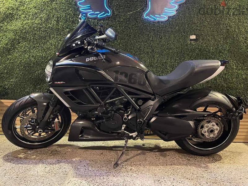 ducati diavel 5