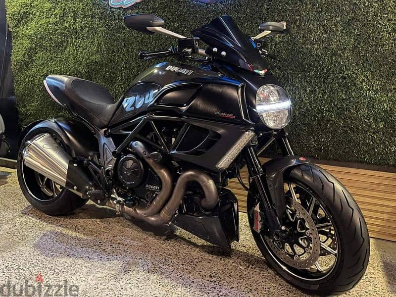 ducati diavel 9