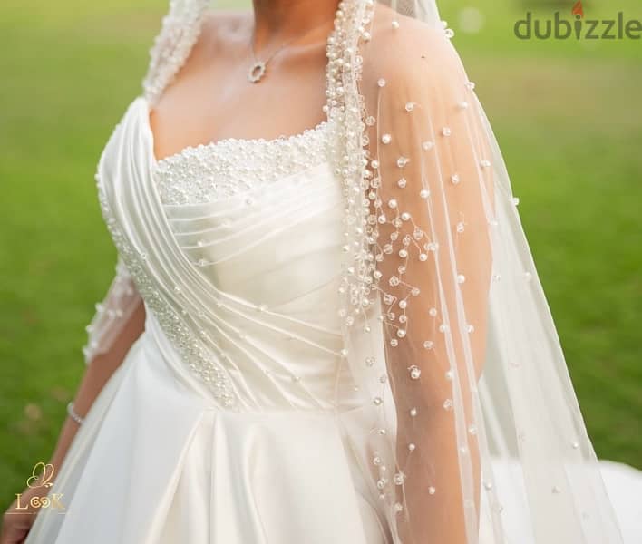 WEDDING DRESS 1