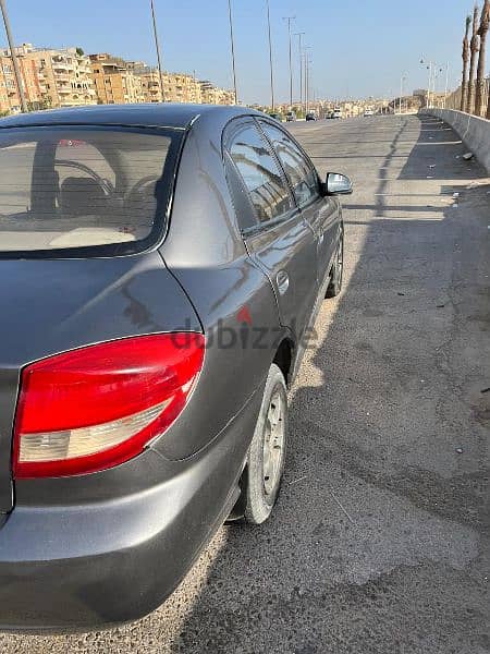 Kia Rio 2004 4