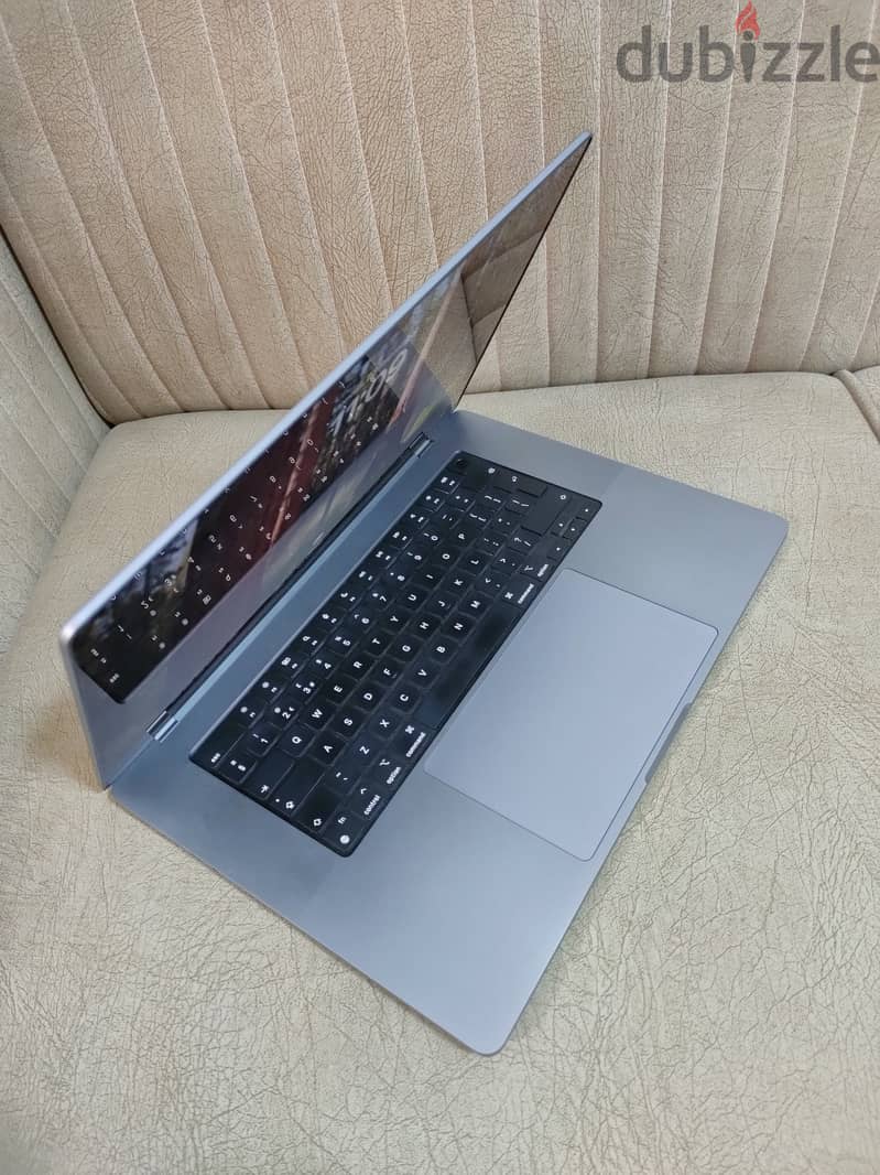 MacBook Pro 2021 16-in Liquid Retina XDR Display (M1 Max) 1TB SSD/32G 2