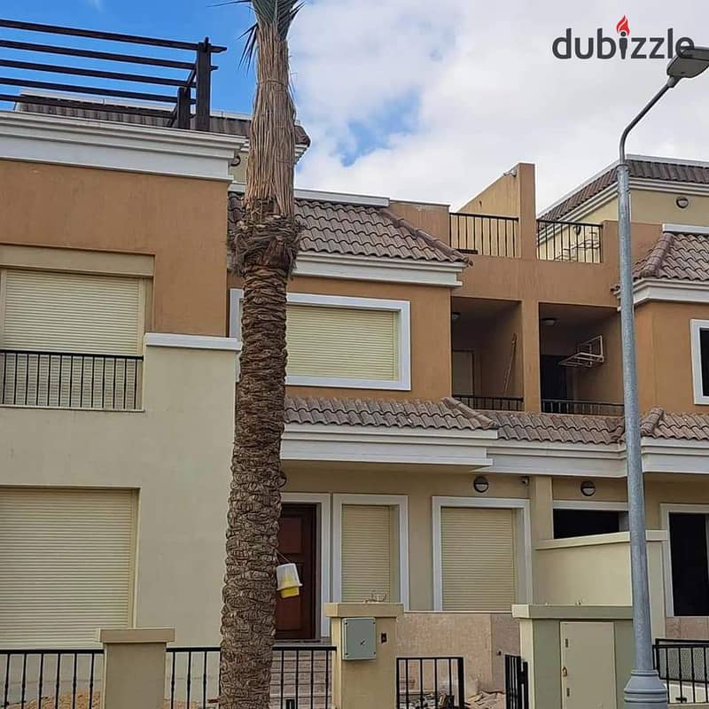 For sale, the largest division of a townhouse, 5 rooms, 206 m + garden + roof in Sarai, next to Madinaty, at the price of an apartment 1