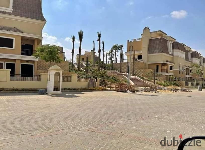 For sale, the largest  townhouse, 5 rooms, 206 m + garden + roof in Sarai, next to Madinaty, at the price of an apartment 9