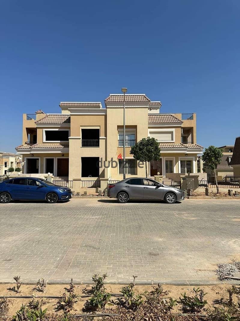 For sale, the largest division of a townhouse, 5 rooms, 206 m + garden + roof in Sarai, next to Madinaty, at the price of an apartment 10