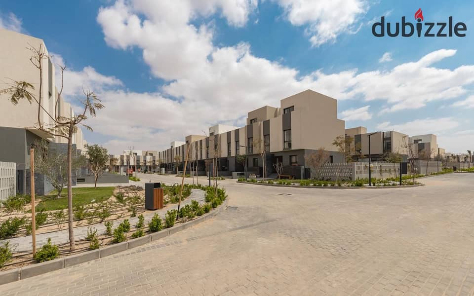 للبيع فيلا 240م في كمبوند البروج  في الشروق امام المركز الطبي العالمي بسعر مميز بالتقسيط Villa prime location for sale in AlBurouj Shorouk 9