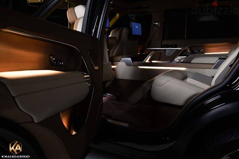 Range Rover (SV) Signature Suite 9