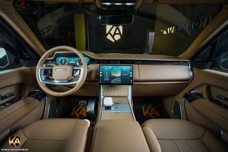 Range Rover (SV) Signature Suite 12