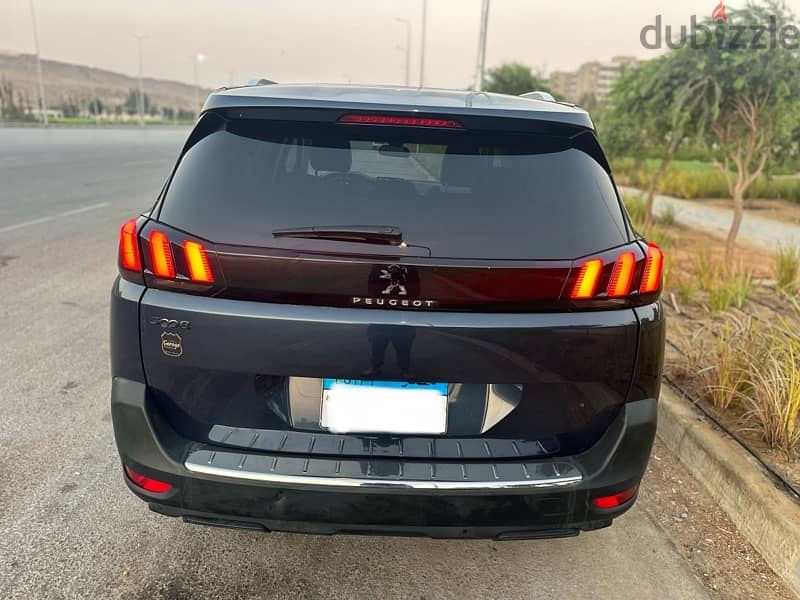 Peugeot 5008 2019 2