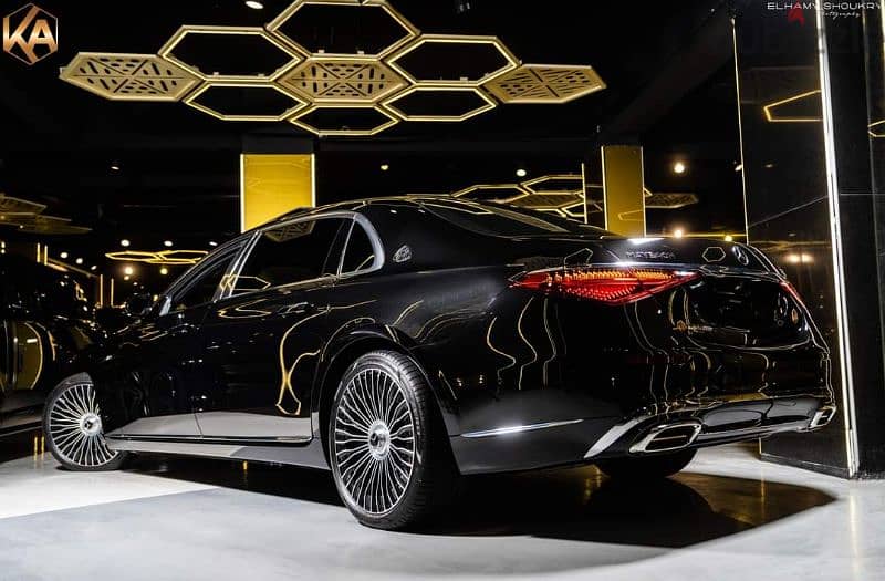 Mercedes-Maybach S680 - (V12) 4Matic 2