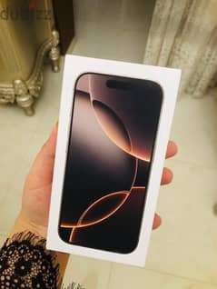 iphone 16 Pro - Desert titanium - 128g