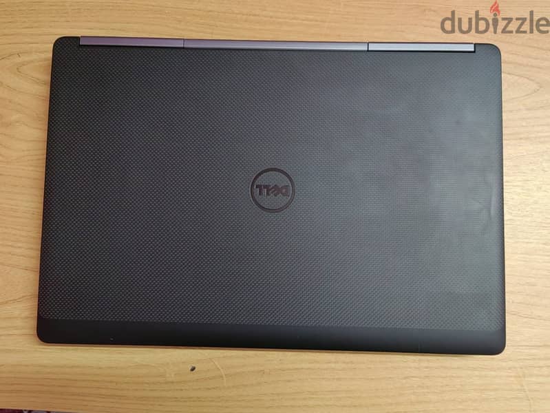 DELL 7720 p4000 8g 3